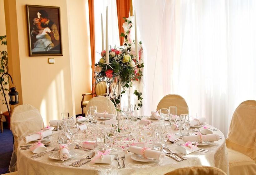 호텔 Paszkowka Palace