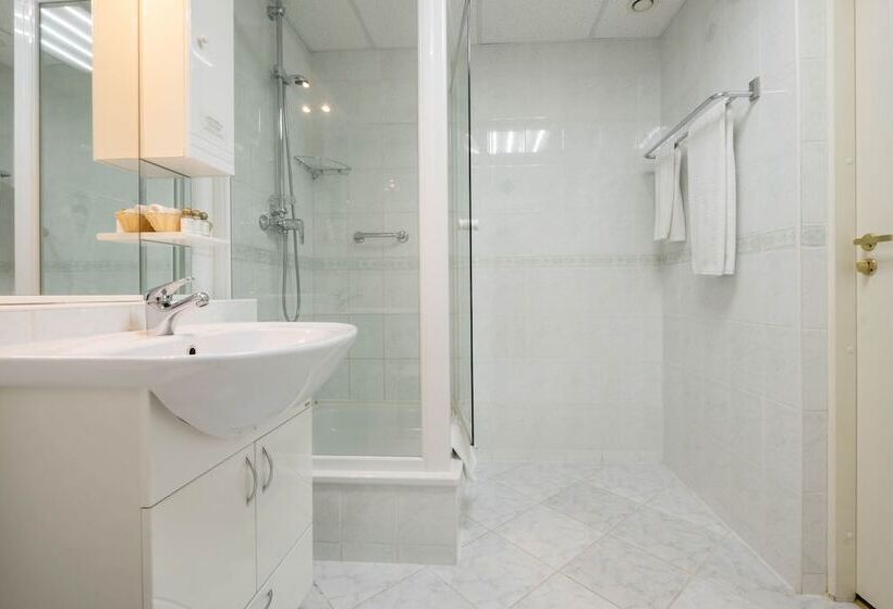 Premier By Usta Hotels