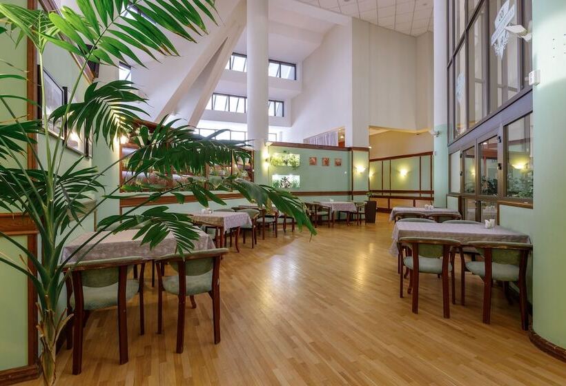 فندق Pur Navolok