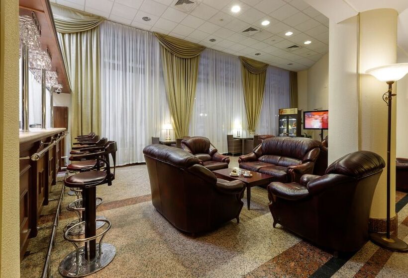 فندق Pur Navolok