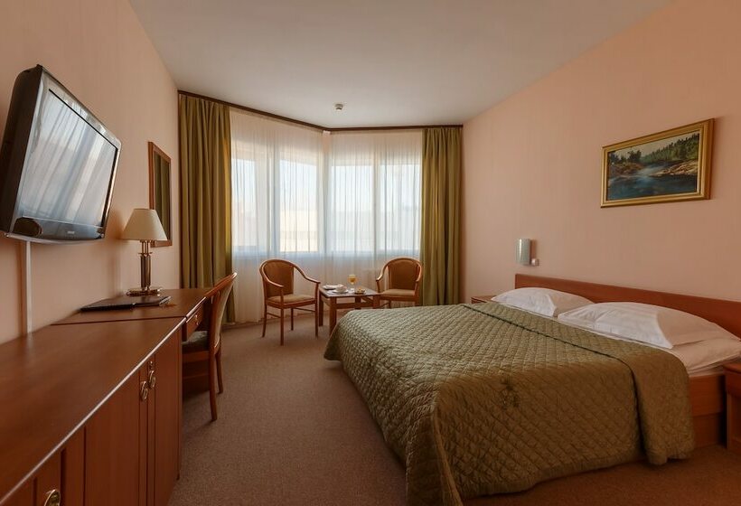 فندق Pur Navolok