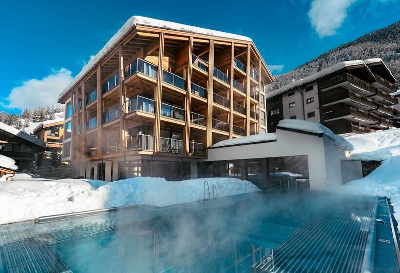 هتل Resort La Ginabelle