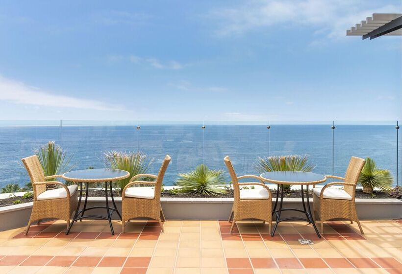 هتل Royal Savoy  Ocean Resort  Savoy Signature