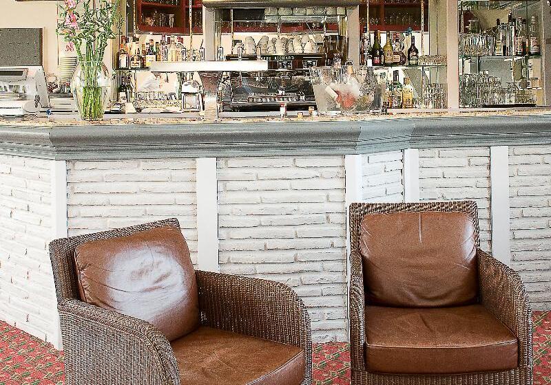 Отель Saint Malo Golf Resort