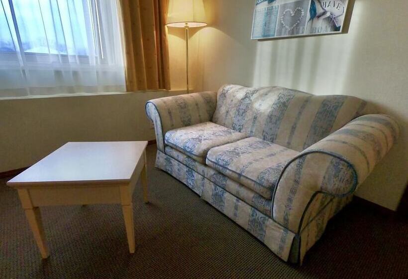 هتل Sakhalin Sapporo