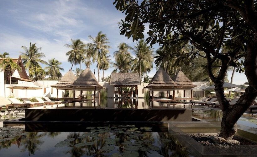 בית מלון כפרי Sala Samui Choengmon Beach Resort