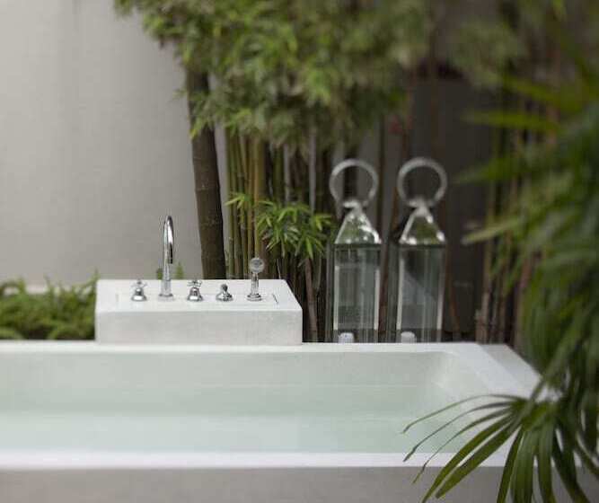 בית מלון כפרי Sala Samui Choengmon Beach Resort