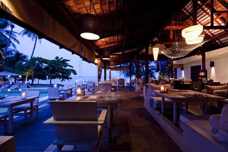 בית מלון כפרי Sala Samui Choengmon Beach Resort