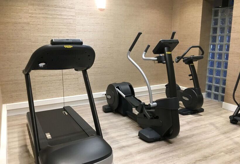 Отель Sandton Eindhoven Centre