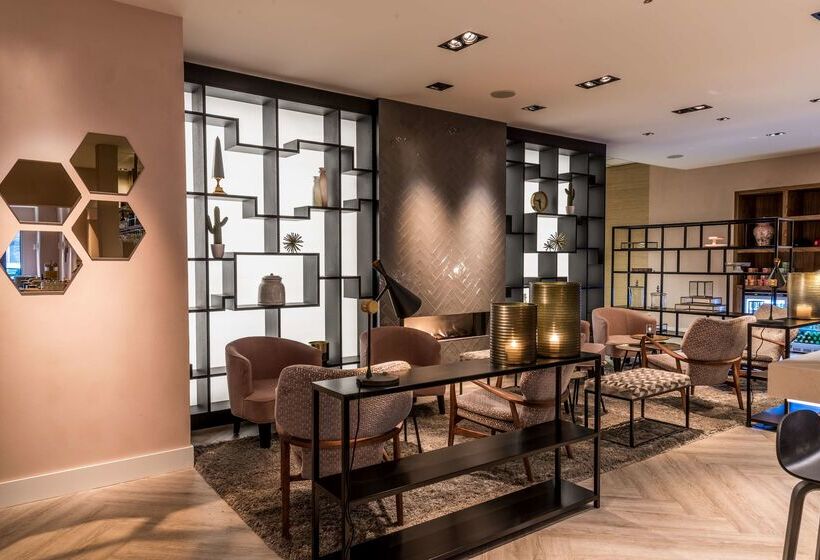 Отель Sandton Eindhoven Centre