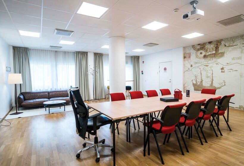 Отель Scandic Upplands Väsby