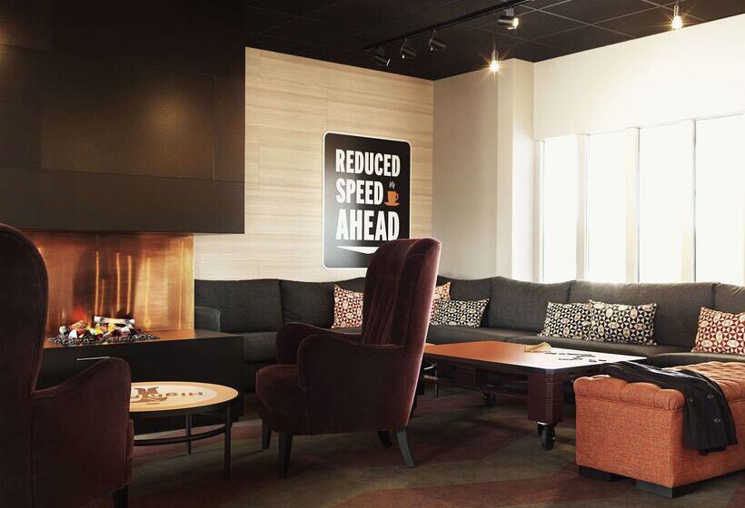 Отель Scandic Upplands Väsby