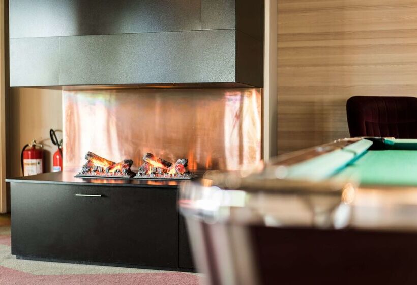 Отель Scandic Upplands Väsby