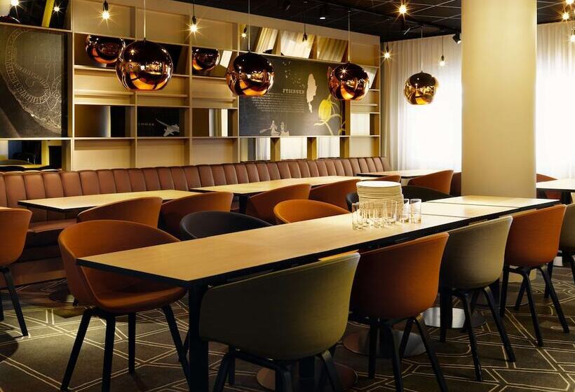 Отель Scandic Upplands Väsby