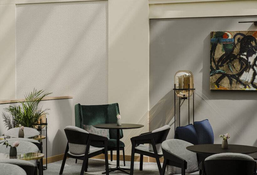 Отель Sheraton Grand Krakow