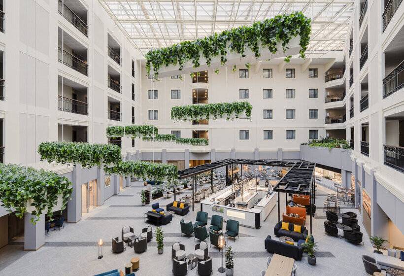 Отель Sheraton Grand Krakow