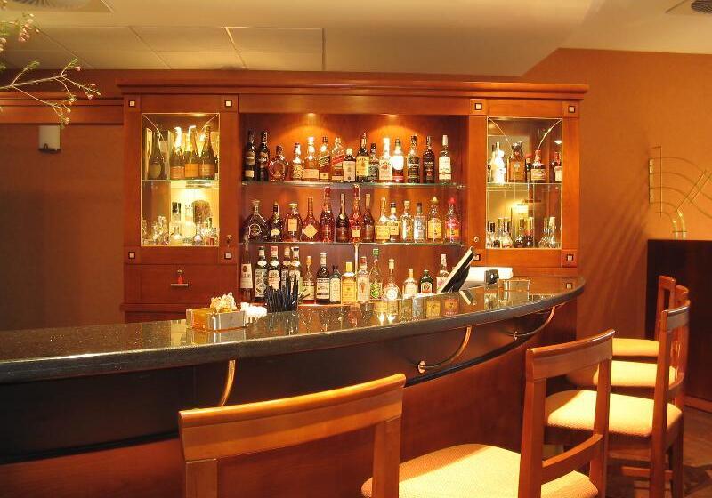 Отель Alibi Sympozjum Studio