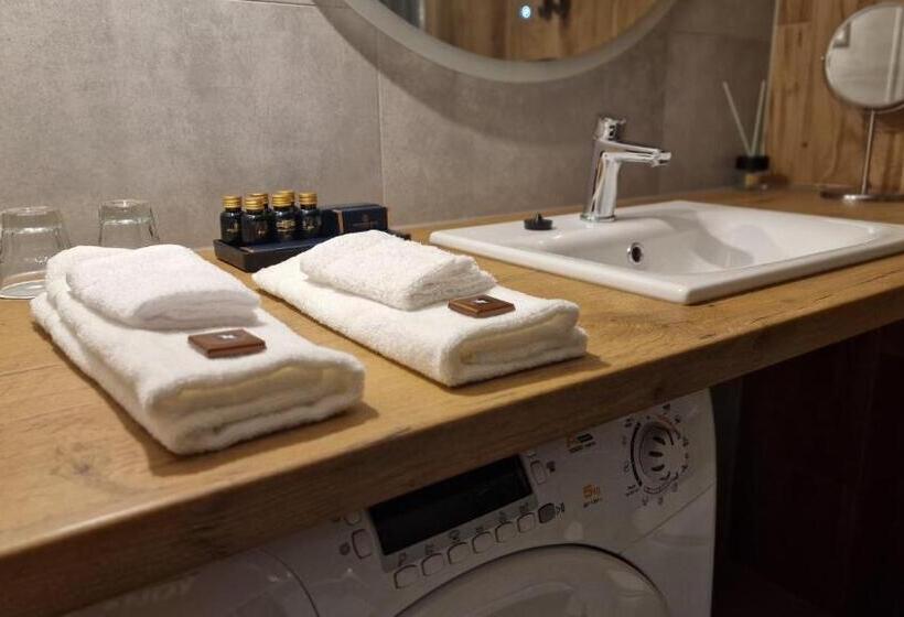 Отель Alibi Sympozjum Studio