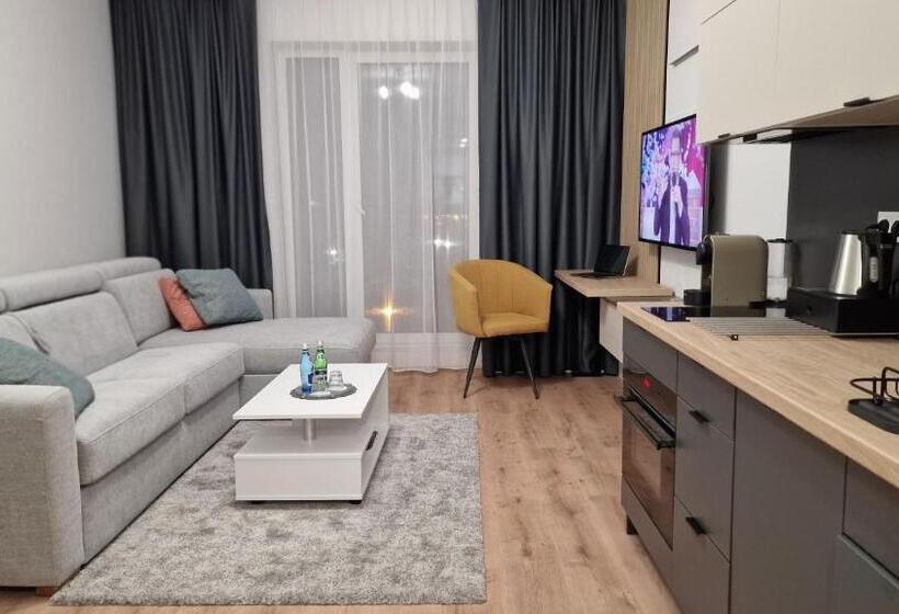 Отель Alibi Sympozjum Studio