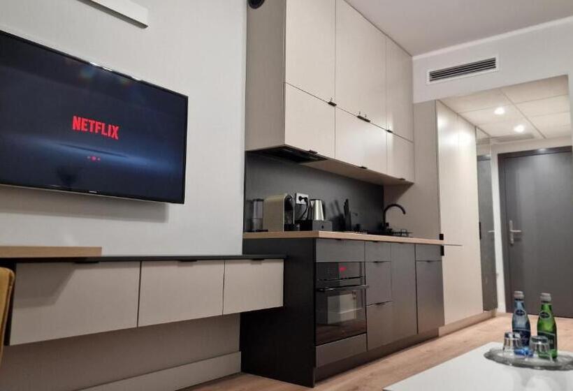 Отель Alibi Sympozjum Studio