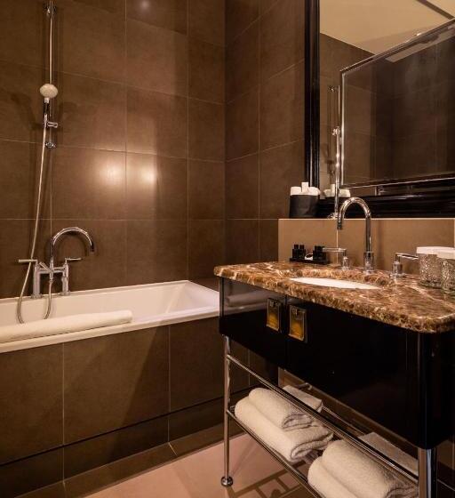 The College Hotel Amsterdam, Autograph Collection