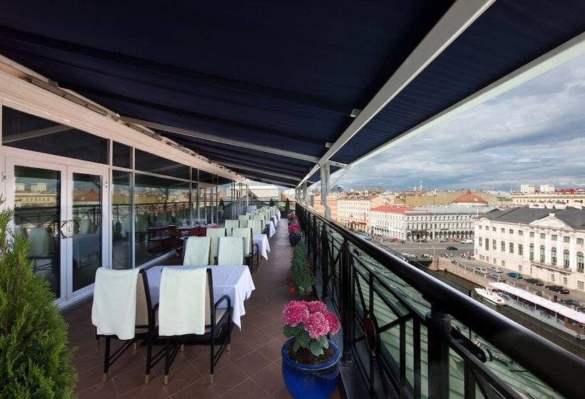 ホテル The Taleon Imperial