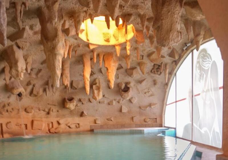 Thermal Hotels & Walliser Alpentherme Leukerbad