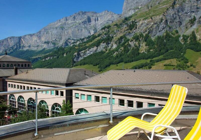 Thermal Hotels & Walliser Alpentherme Leukerbad