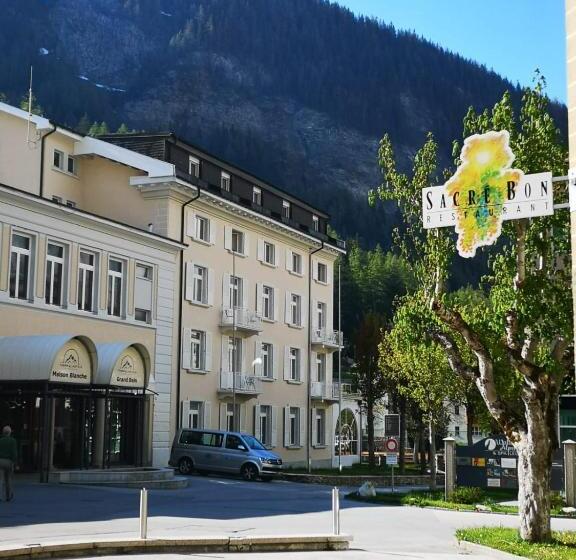 Thermal Hotels & Walliser Alpentherme Leukerbad
