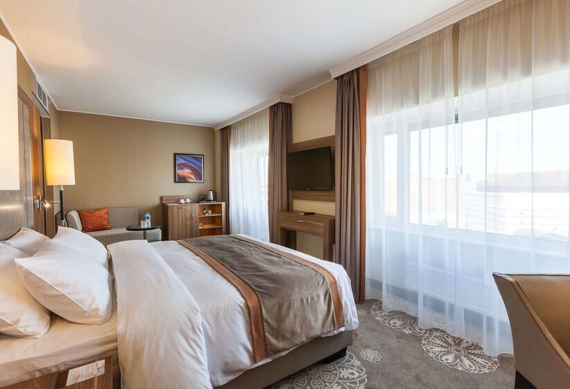 Doubletree By Hilton Hotel Tyumen