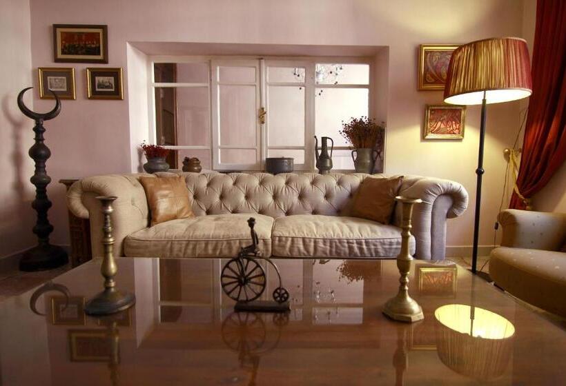 هتل Uyan   Special Class