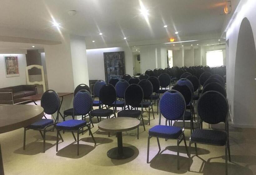 בית מלון כפרי Villa La Tour