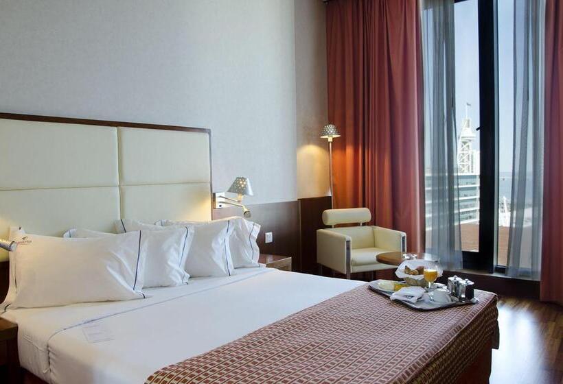 هتل Vip Executive Arts