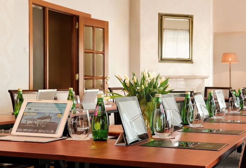 Great Polonia Kraków Airport   Ex Hotel Witek