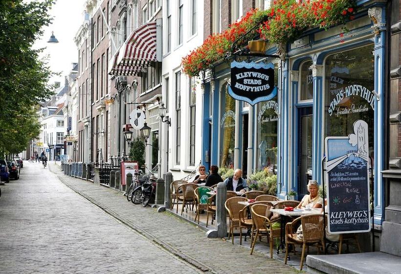 בית מלון כפרי Plaza Premium Grand Winston