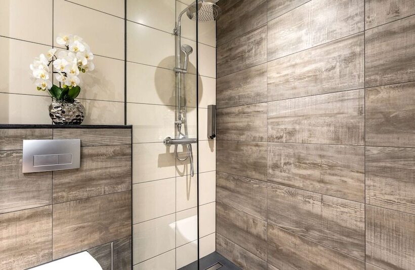 בית מלון כפרי Plaza Premium Grand Winston