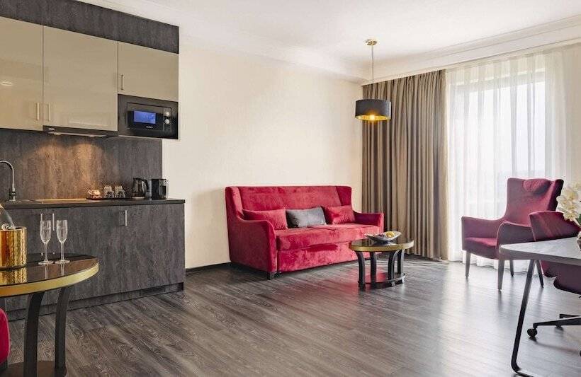 בית מלון כפרי Plaza Premium Grand Winston