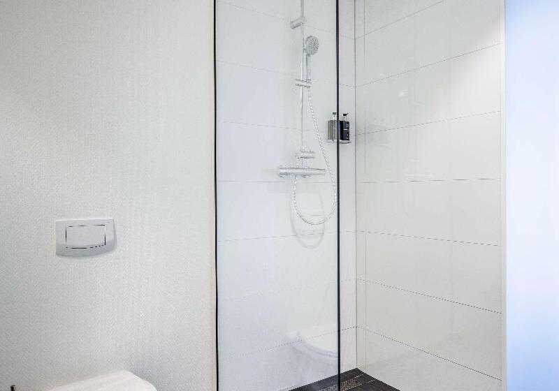 בית מלון כפרי Plaza Premium Grand Winston