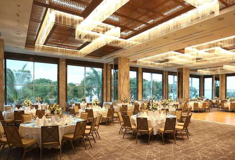 酒店 Wyndham Grand Izmir Ozdilek Thermal & Spa