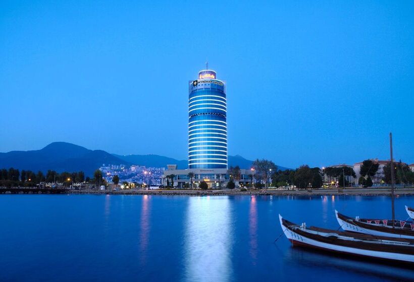 酒店 Wyndham Grand Izmir Ozdilek Thermal & Spa