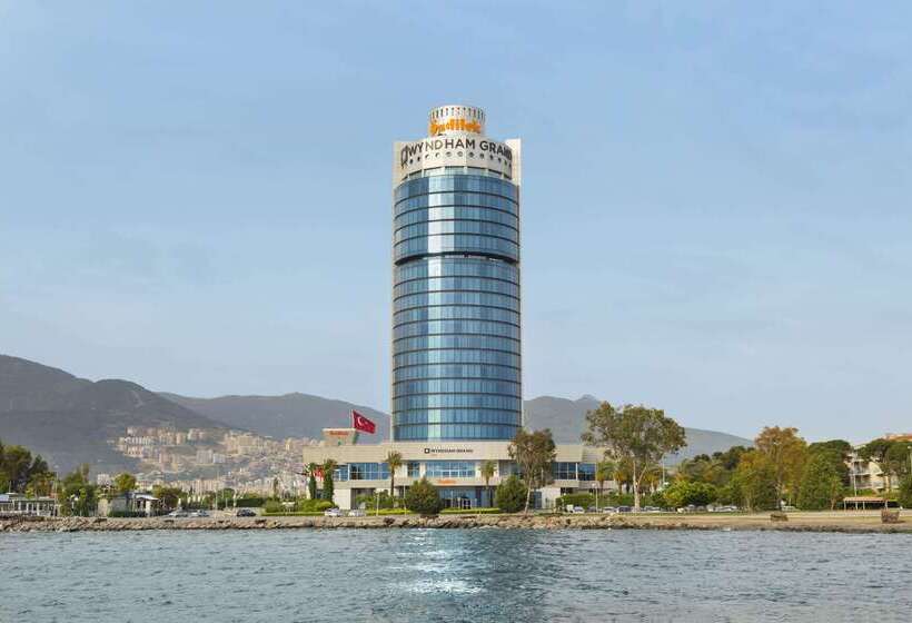 酒店 Wyndham Grand Izmir Ozdilek Thermal & Spa