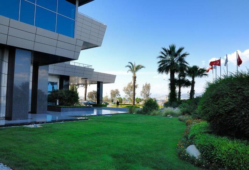 酒店 Wyndham Grand Izmir Ozdilek Thermal & Spa