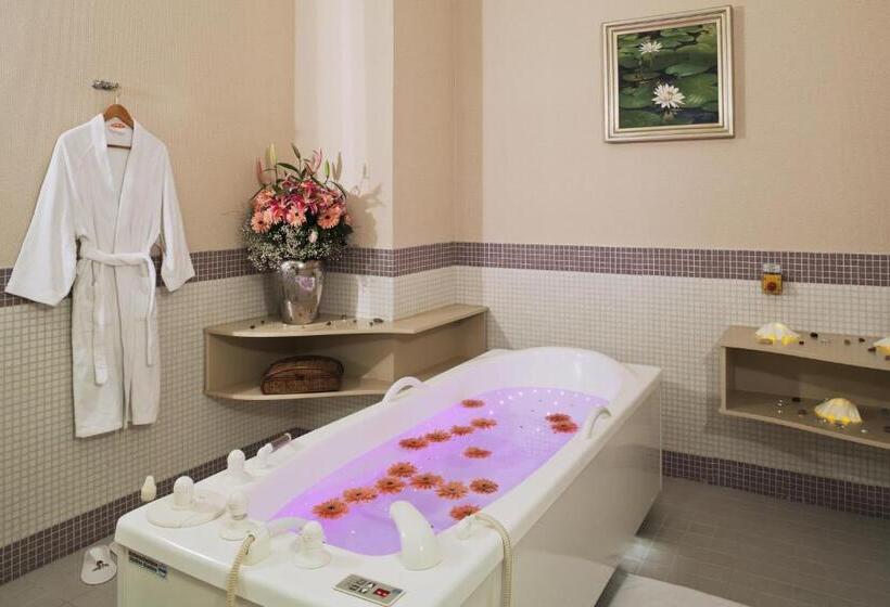 酒店 Wyndham Grand Izmir Ozdilek Thermal & Spa