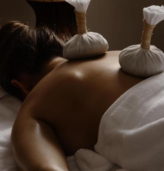 酒店 Wyndham Grand Izmir Ozdilek Thermal & Spa