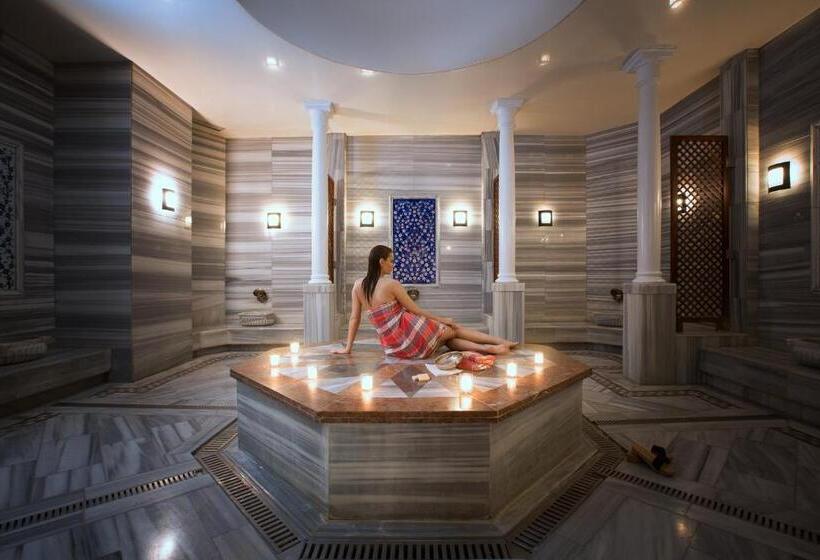 酒店 Wyndham Grand Izmir Ozdilek Thermal & Spa