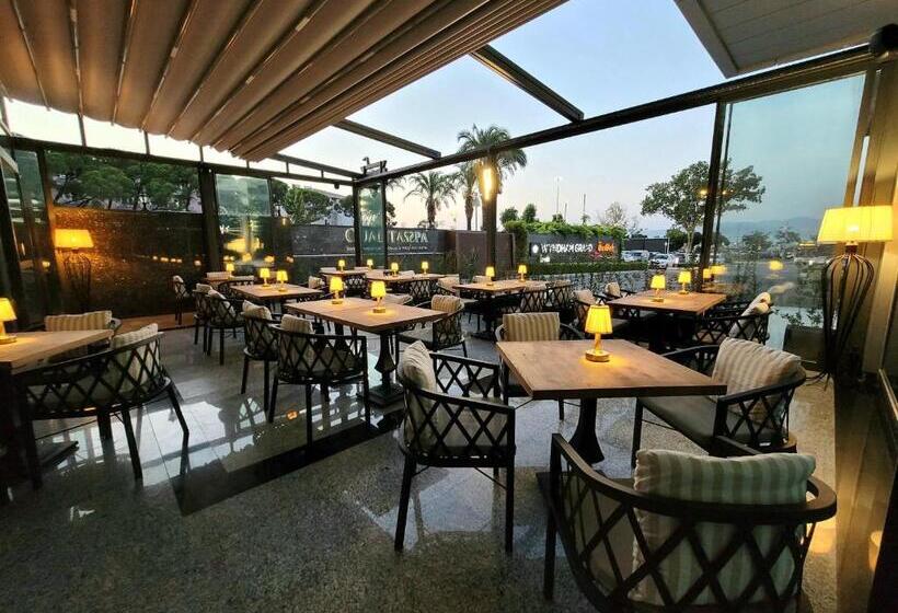 酒店 Wyndham Grand Izmir Ozdilek Thermal & Spa