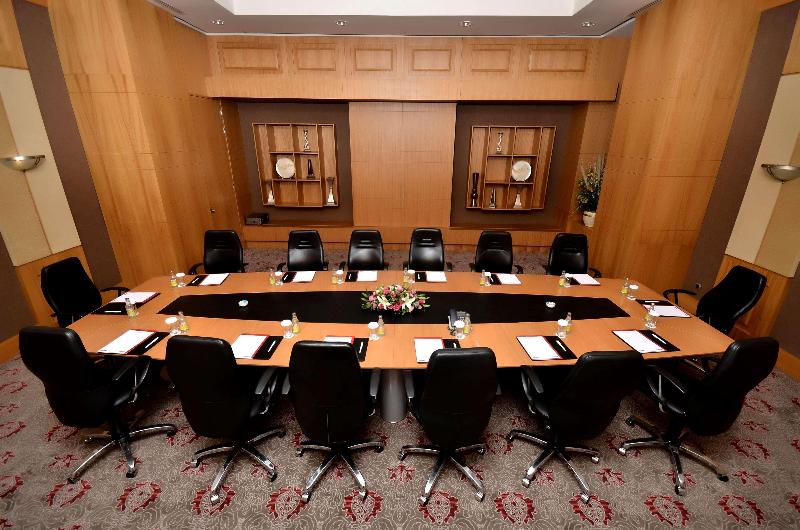 酒店 Wyndham Grand Izmir Ozdilek Thermal & Spa