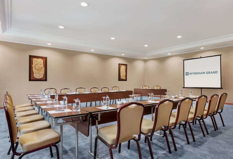 酒店 Wyndham Grand Kayseri