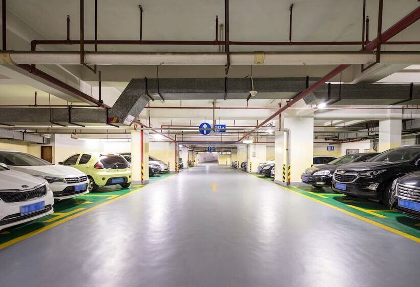 Отель Xinyuan Hot Spring