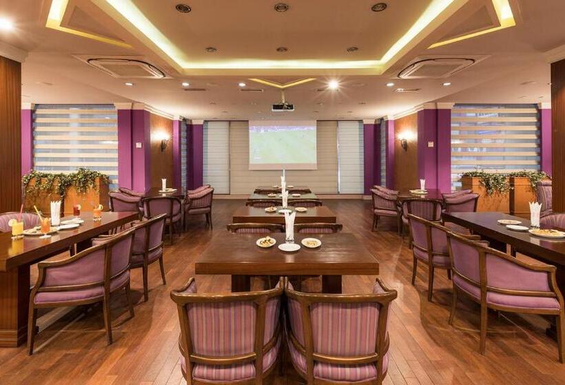 Zorlu Grand Hotel Trabzon